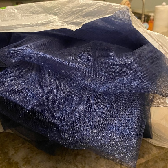 Tulle or netting, Navy blue, 58 inches X 7 yards, never used - Picture 1 of 3